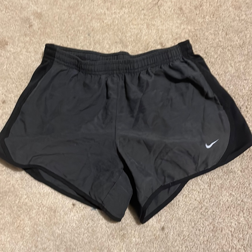 grey nike kids running shorts
